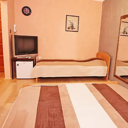 阿马罗公寓 * 诺威萨