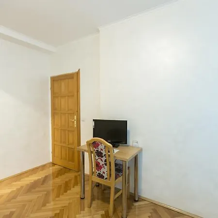 Amaro Apartment *