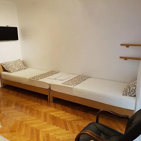 Amaro Apartment *