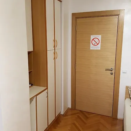 阿马罗公寓 * 诺威萨